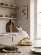 The Oro Spiral Pour Set